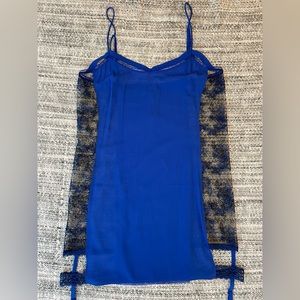 NWOT La Perla Silky Blue Chemise Size M